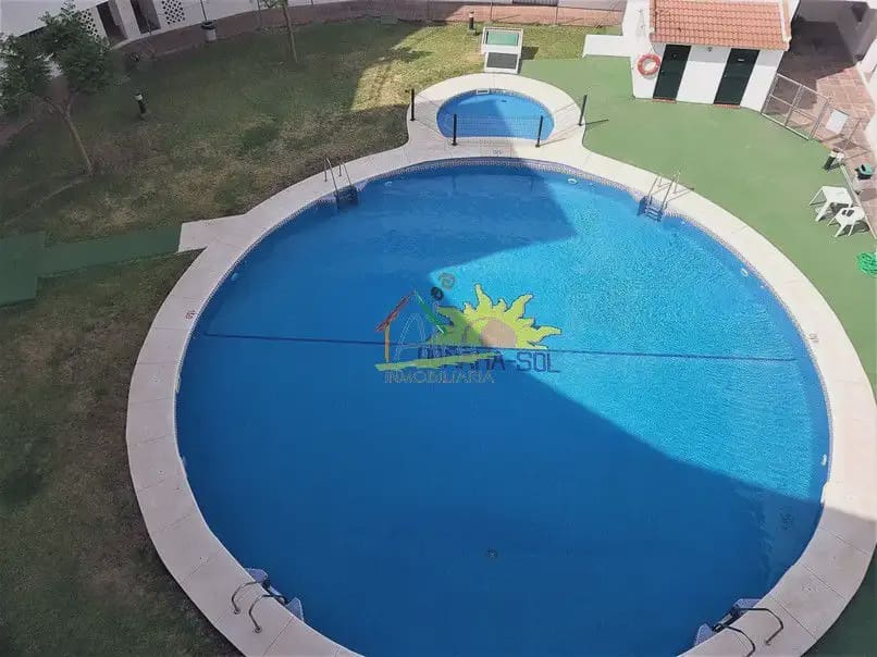 Piso de 3 habitaciones en Almonte en venta con piscina - 215.000 € (Ref: 9827600)