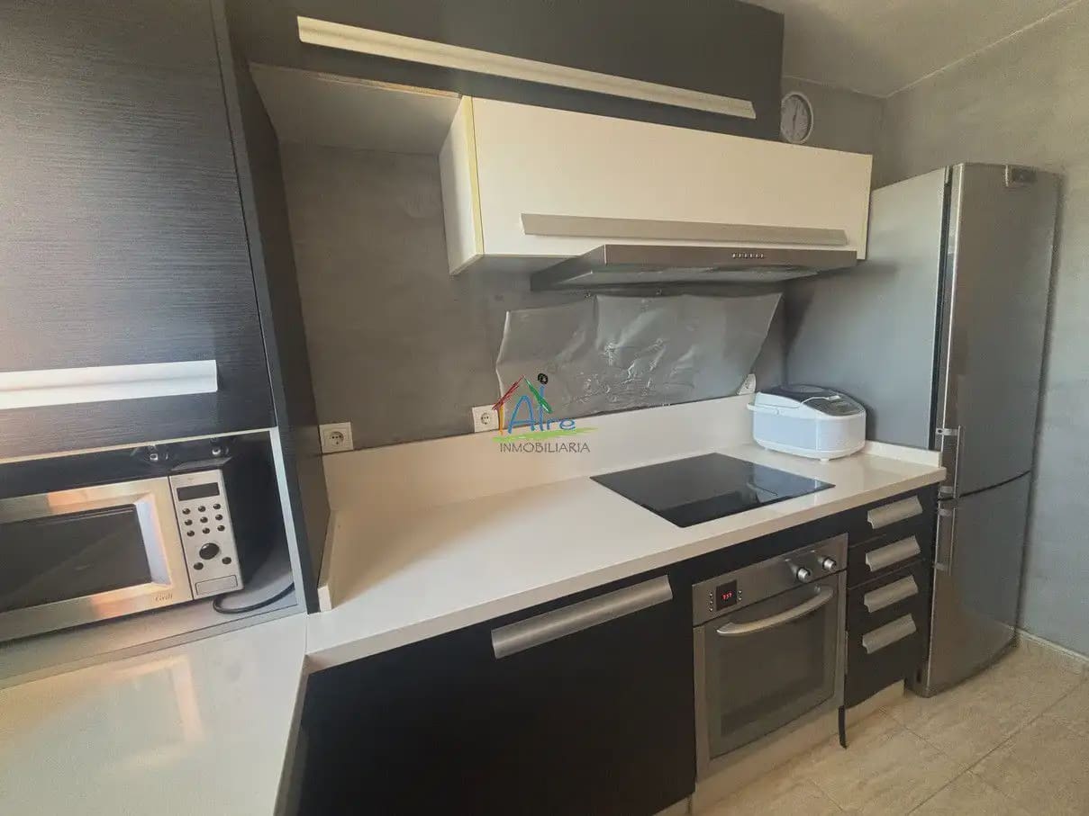 2 bedroom Flat for sale in Lepe with garage - € 89,500 (Ref: 9839852)