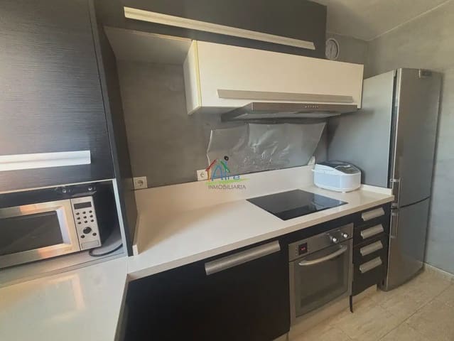 Piso de 2 habitaciones en Lepe en venta con garaje - 89.500 € (Ref: 9839852)