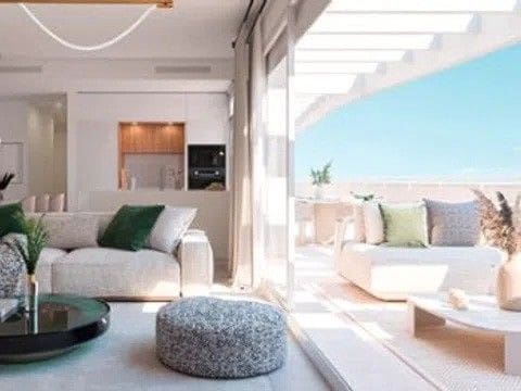 2 chambre Appartement à vendre à Torre del Mar avec piscine garage - 371 000 € (Ref: 9871940)