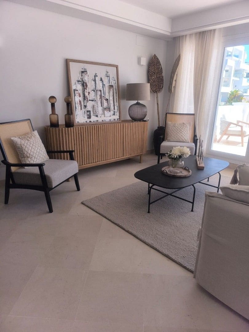 2 slaapkamer Appartement te koop in Marbella met zwembad garage - € 560.000 (Ref: 9871943)