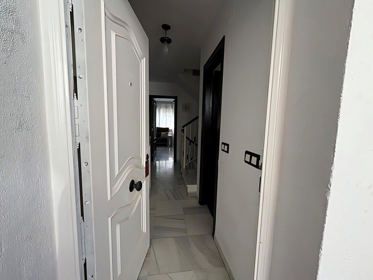 3 soverom Hus til salgs i Torre del Mar med svømmebasseng garasje - € 410 000 (Ref: 9871945)