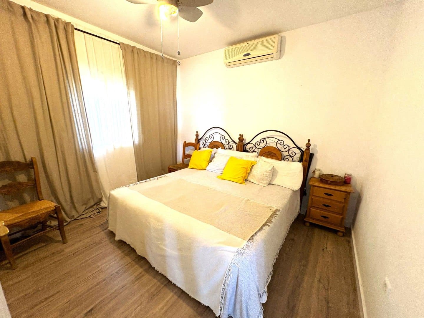 3 quarto Casa em Banda para venda em Vinuela com piscina garagem - 440 000 € (Ref: 9871946)
