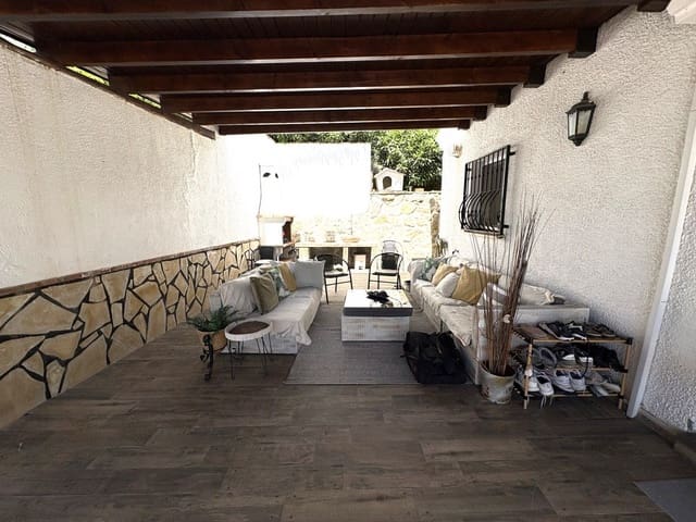 3 quarto Casa em Banda para venda em Viñuela com piscina garagem - 440 000 € (Ref: 9871946)