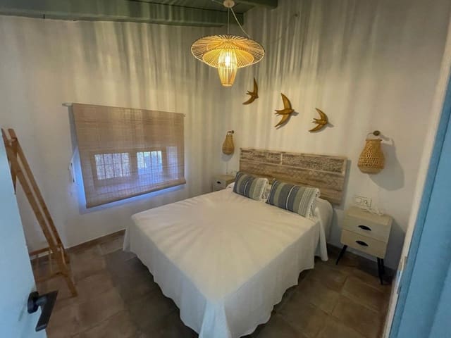3 soveværelse Villa til salg i Torre del Mar, Vélez-Málaga med swimmingpool garage - € 365.000 (Ref: 9888649)