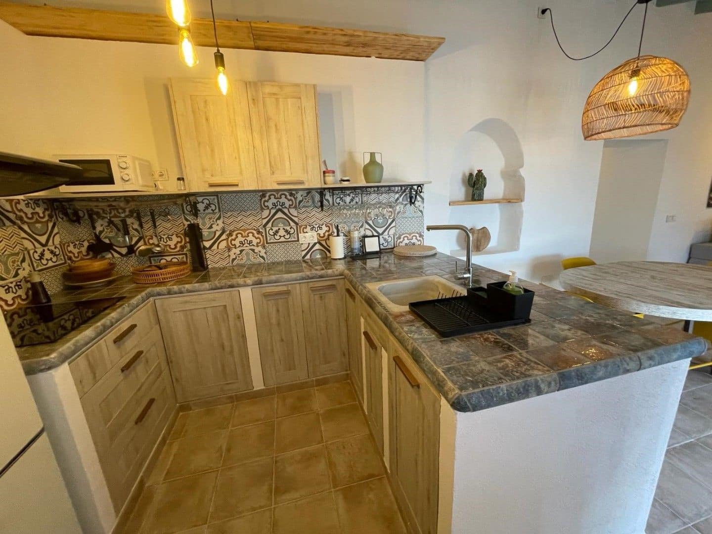 3 soveværelse Villa til salg i Torre del Mar med swimmingpool garage - € 365.000 (Ref: 9888649)