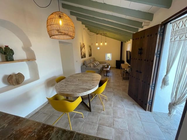 3 soveværelse Villa til salg i Torre del Mar, Vélez-Málaga med swimmingpool garage - € 365.000 (Ref: 9888649)