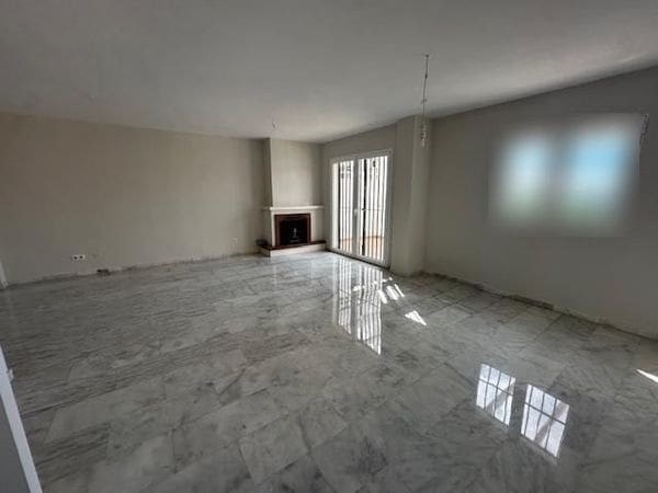 4 sovrum Villa till salu i Torre del Mar, Vélez-Málaga med garage - 549 000 € (Ref: 9900836)