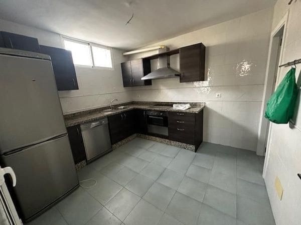 4 sovrum Villa till salu i Torre del Mar, Vélez-Málaga med garage - 549 000 € (Ref: 9900836)