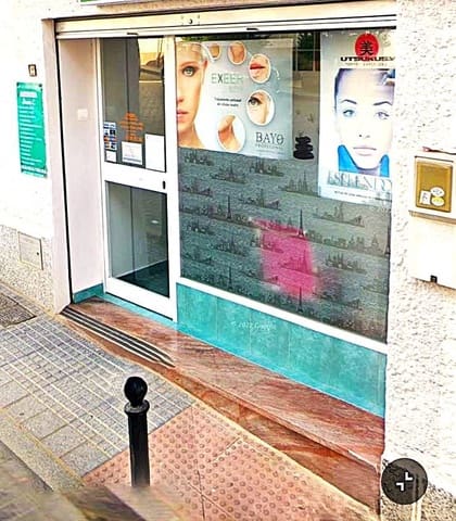 Comercial para venda em Vélez-Málaga - 63 000 € (Ref: 9932685)