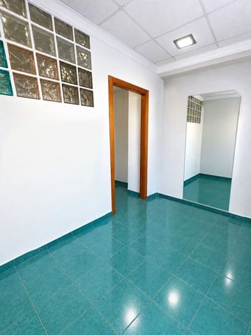 Kaupallinen myytävänä paikassa Vélez-Málaga - 63 000 € (Ref: 9932685)