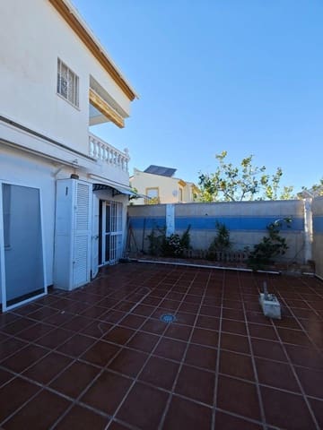 3 soverom Villa til salgs i Torre del Mar, Vélez-Málaga med garasje - € 439 900 (Ref: 9950900)