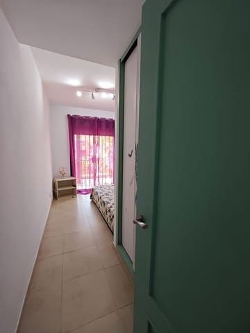 3 makuuhuone Huoneisto myytävänä paikassa Torre del Mar, Vélez-Málaga mukana uima-altaan 
autotalli - 409 000 € (Ref: 9993732)