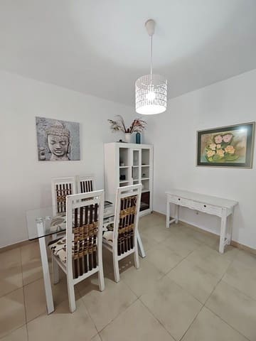 3 makuuhuone Huoneisto myytävänä paikassa Torre del Mar, Vélez-Málaga mukana uima-altaan 
autotalli - 409 000 € (Ref: 9993732)
