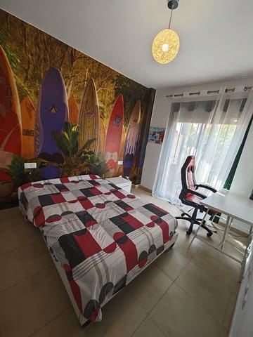 3 makuuhuone Huoneisto myytävänä paikassa Torre del Mar, Vélez-Málaga mukana uima-altaan 
autotalli - 409 000 € (Ref: 9993732)