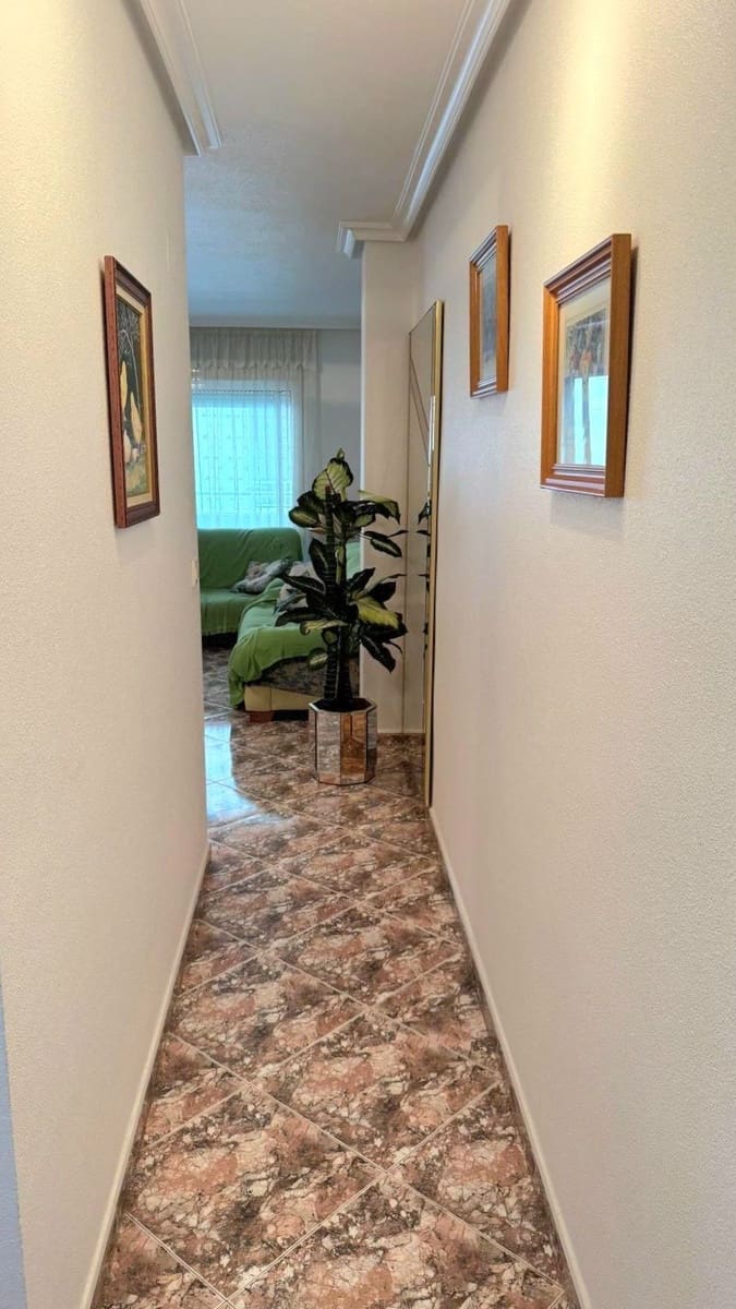 Apartamento de 3 habitaciones en Torrevieja en venta con garaje - 179.900 € (Ref: 10004413)