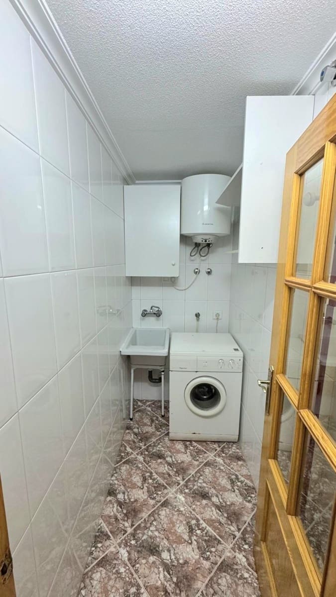 Apartamento de 3 habitaciones en Torrevieja en venta con garaje - 179.900 € (Ref: 10004413)