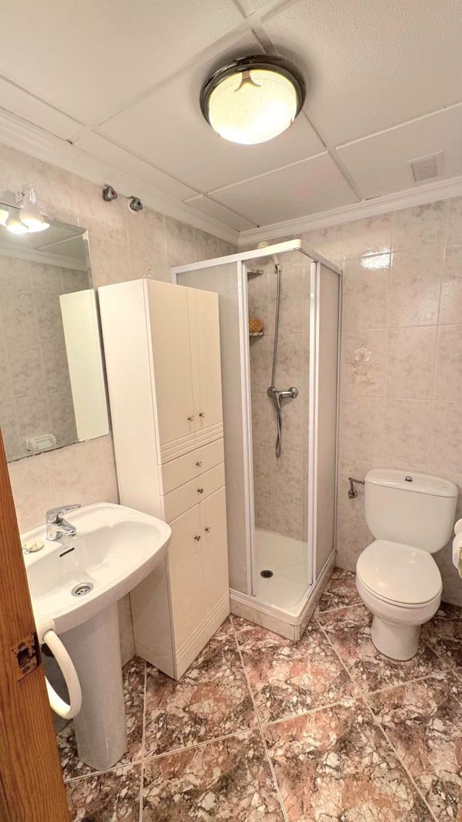 Apartamento de 3 habitaciones en Torrevieja en venta con garaje - 179.900 € (Ref: 10004413)