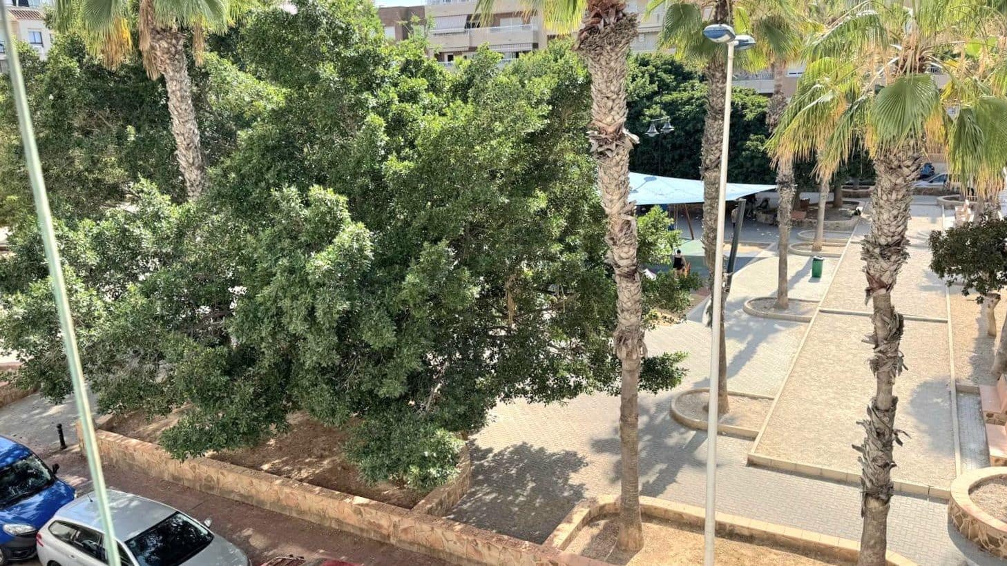 Apartamento de 3 habitaciones en Torrevieja en venta con garaje - 179.900 € (Ref: 10004413)