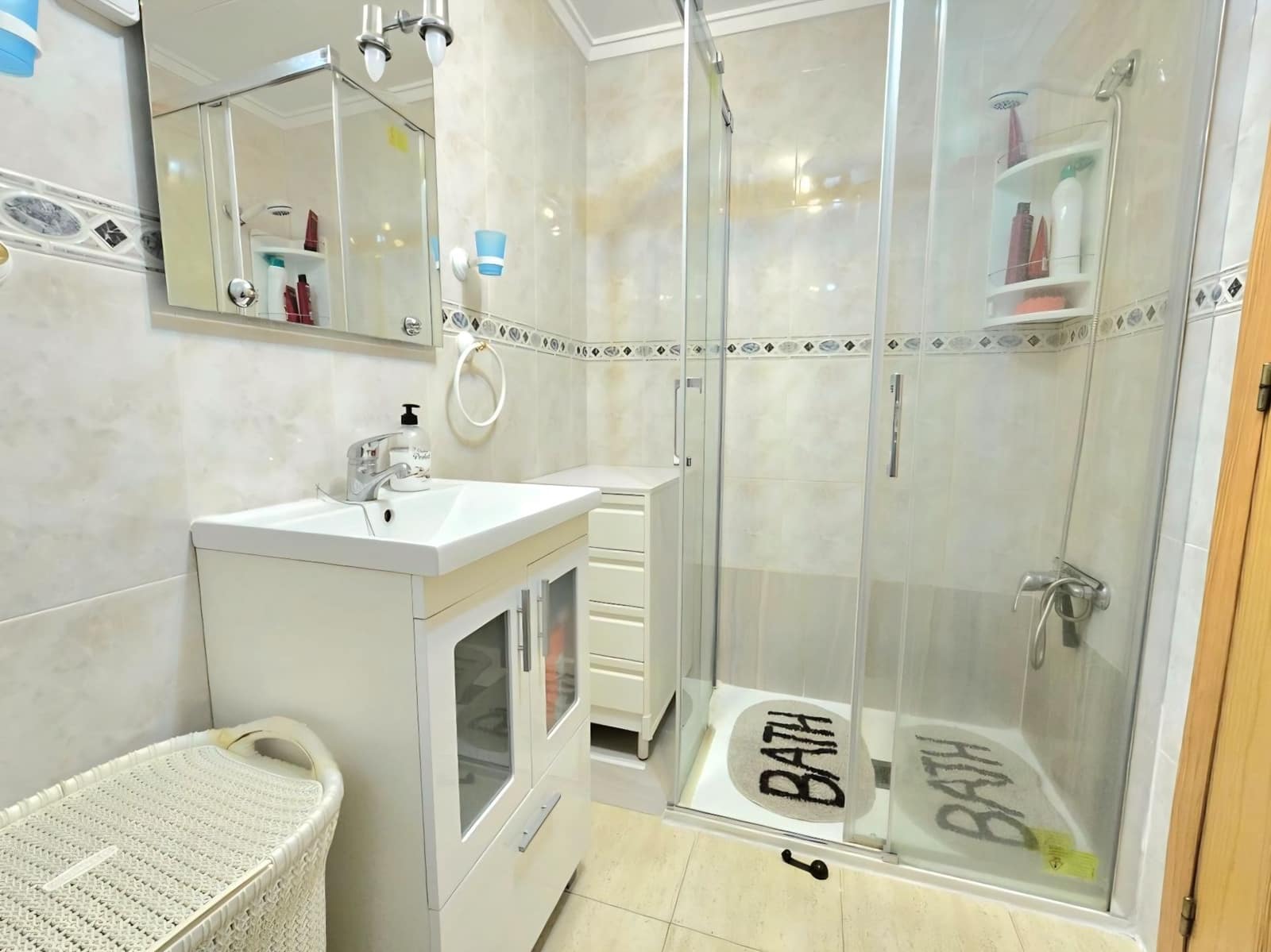 1 quarto Apartamento para venda em Torrevieja com piscina - 116 000 € (Ref: 10004416)