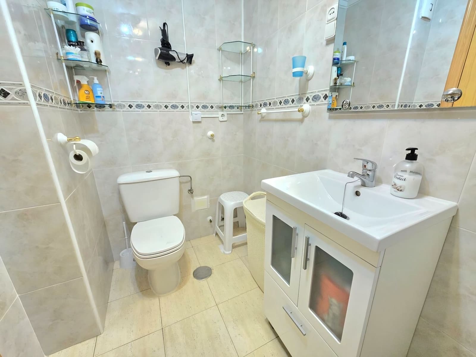 1 quarto Apartamento para venda em Torrevieja com piscina - 116 000 € (Ref: 10004416)