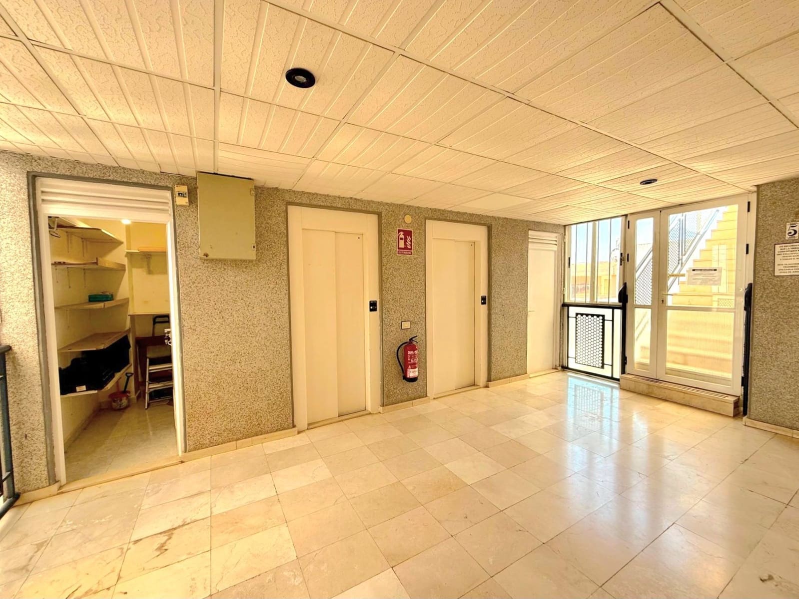 2 sypialnia Penthouse na sprzedaż w Torrevieja - 219 900 € (Ref: 10004417)