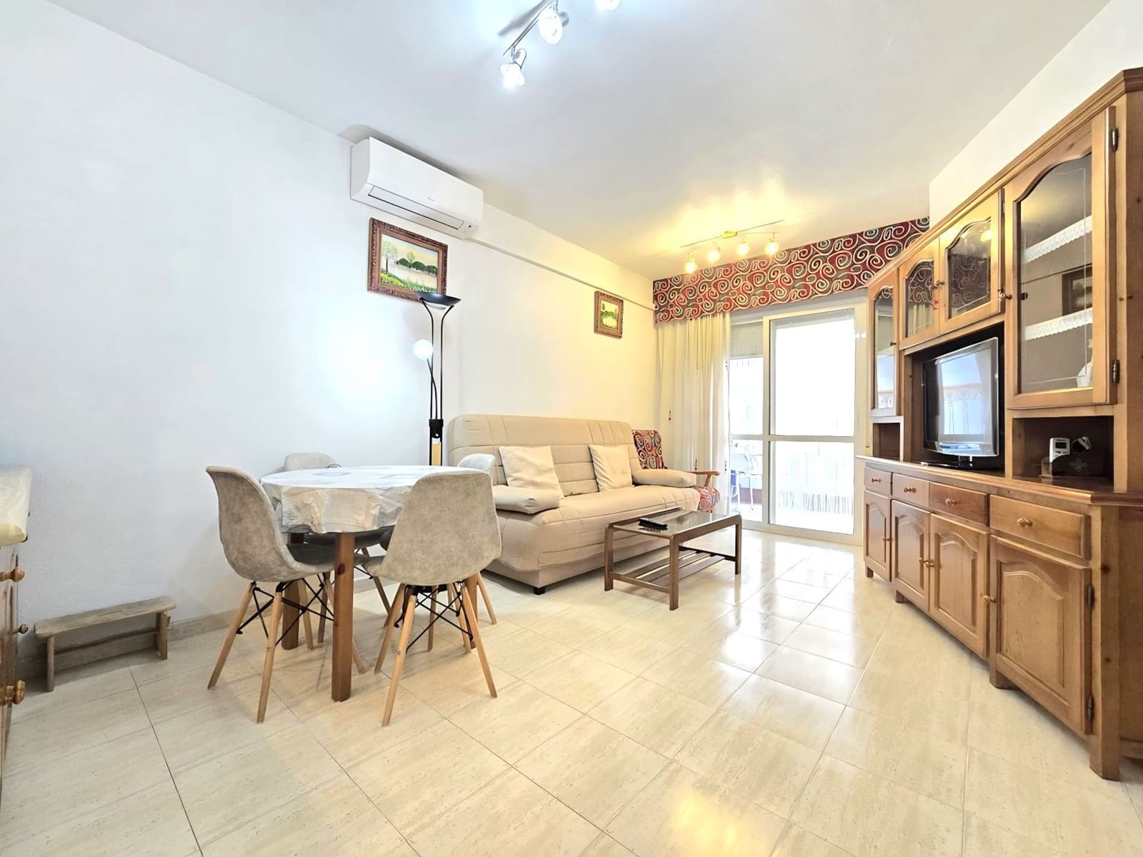 1 quarto Apartamento para venda em Torrevieja com piscina garagem - 132 000 € (Ref: 10004418)