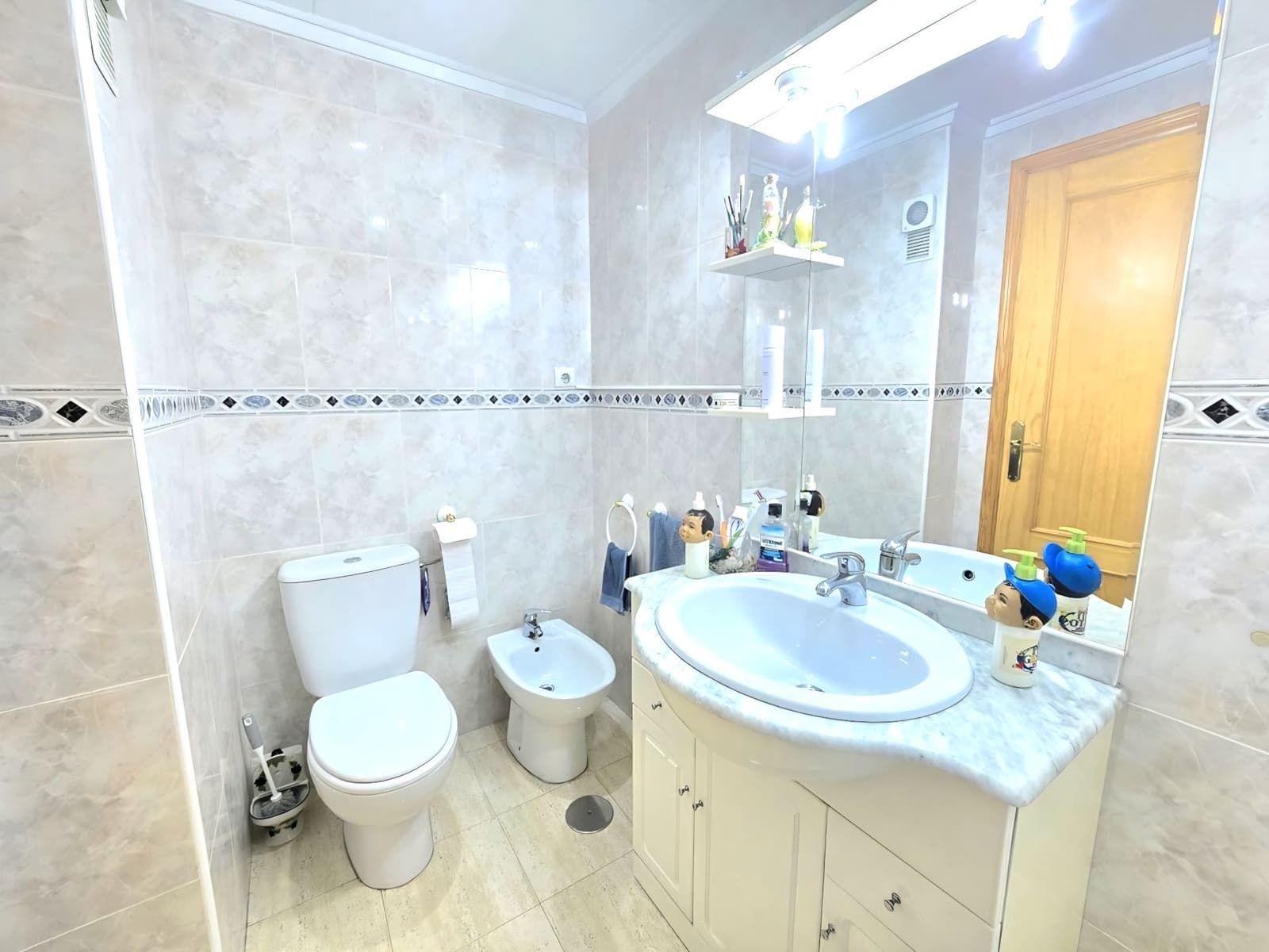 1 quarto Apartamento para venda em Torrevieja com piscina garagem - 132 000 € (Ref: 10004418)