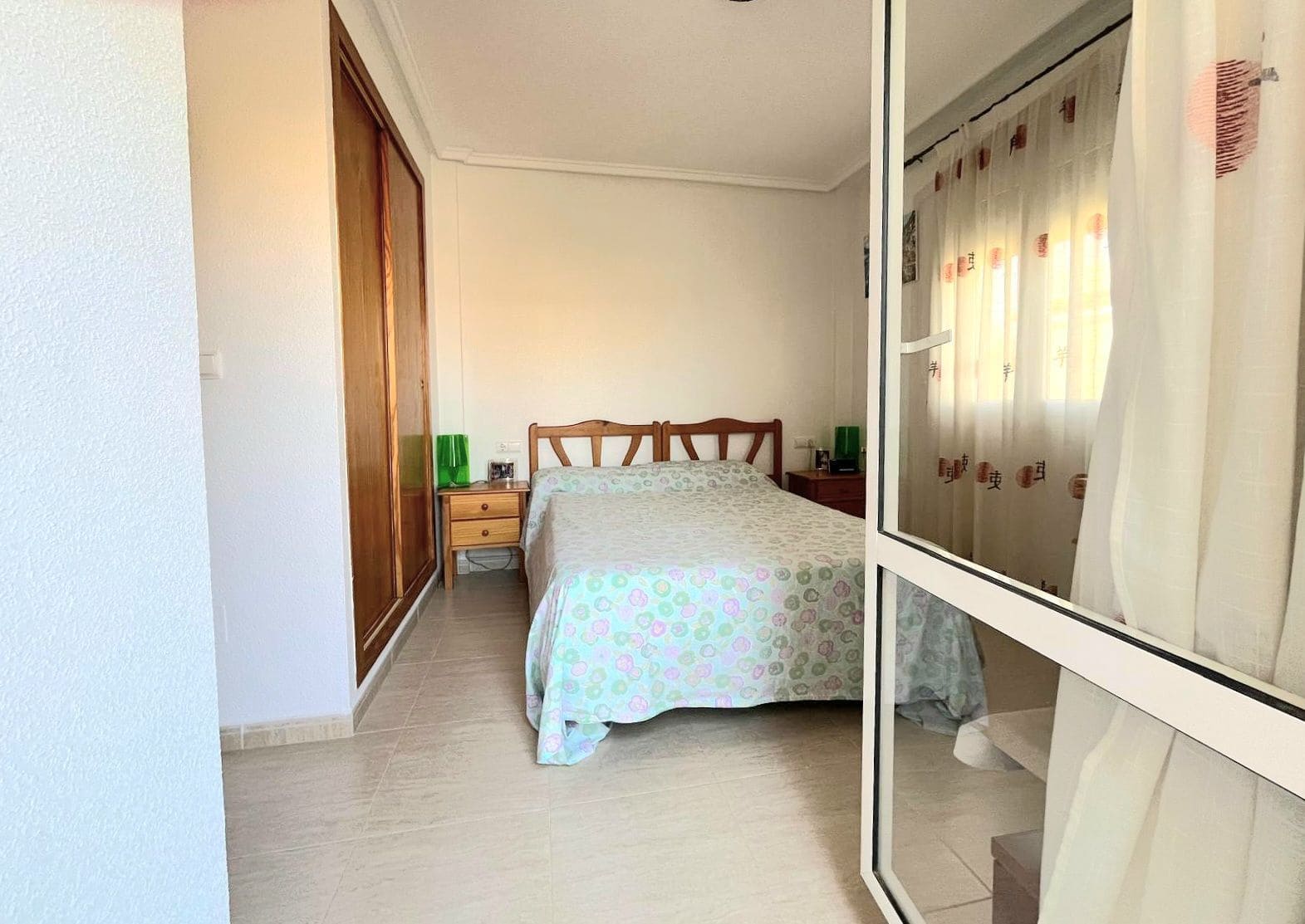 Pareado de 4 habitaciones en Rojales en venta con piscina garaje - 228.000 € (Ref: 10004419)