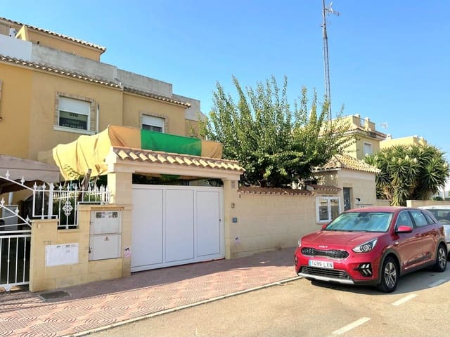 4 sovrum Semi-fristående Villa till salu i Ciudad Quesada, Rojales med pool garage - 228 000 € (Ref: 10004419)