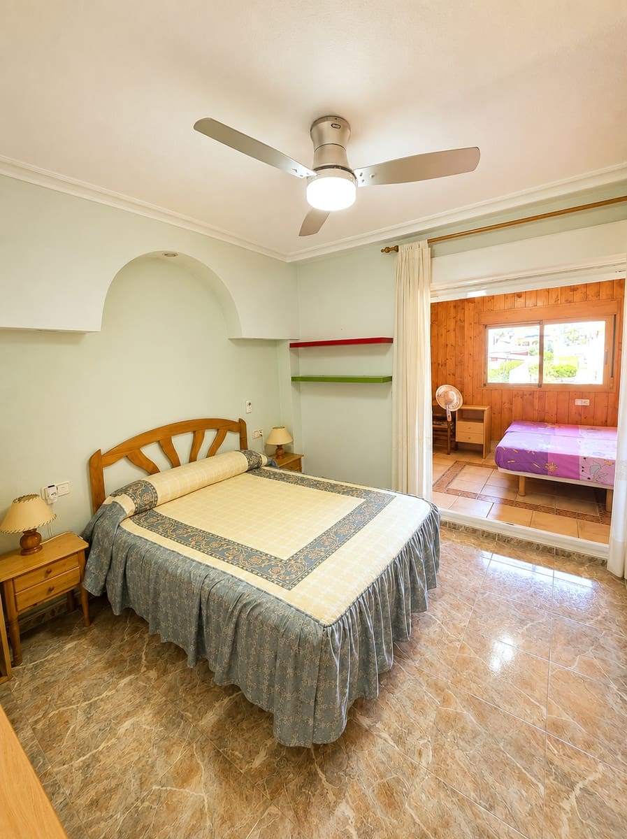 7 soveværelse Villa til salg i Torrevieja med swimmingpool garage - € 2.990.000 (Ref: 10004420)
