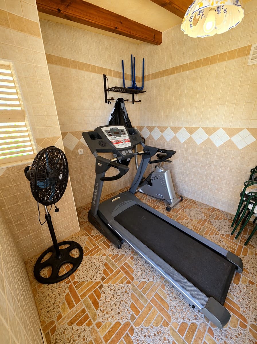 7 soveværelse Villa til salg i Torrevieja med swimmingpool garage - € 2.990.000 (Ref: 10004420)