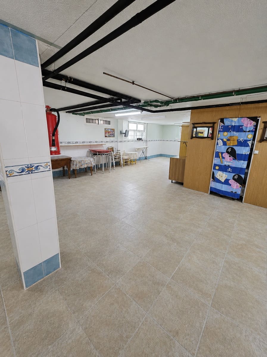 7 soveværelse Villa til salg i Torrevieja med swimmingpool garage - € 2.990.000 (Ref: 10004420)