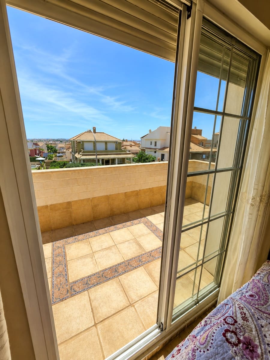 7 soveværelse Villa til salg i Torrevieja med swimmingpool garage - € 2.990.000 (Ref: 10004420)