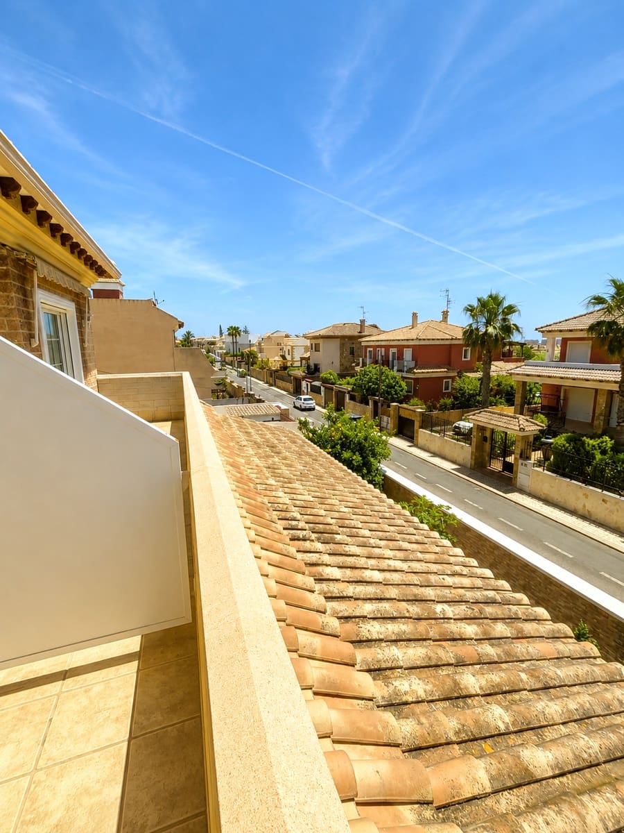 7 soveværelse Villa til salg i Torrevieja med swimmingpool garage - € 2.990.000 (Ref: 10004420)