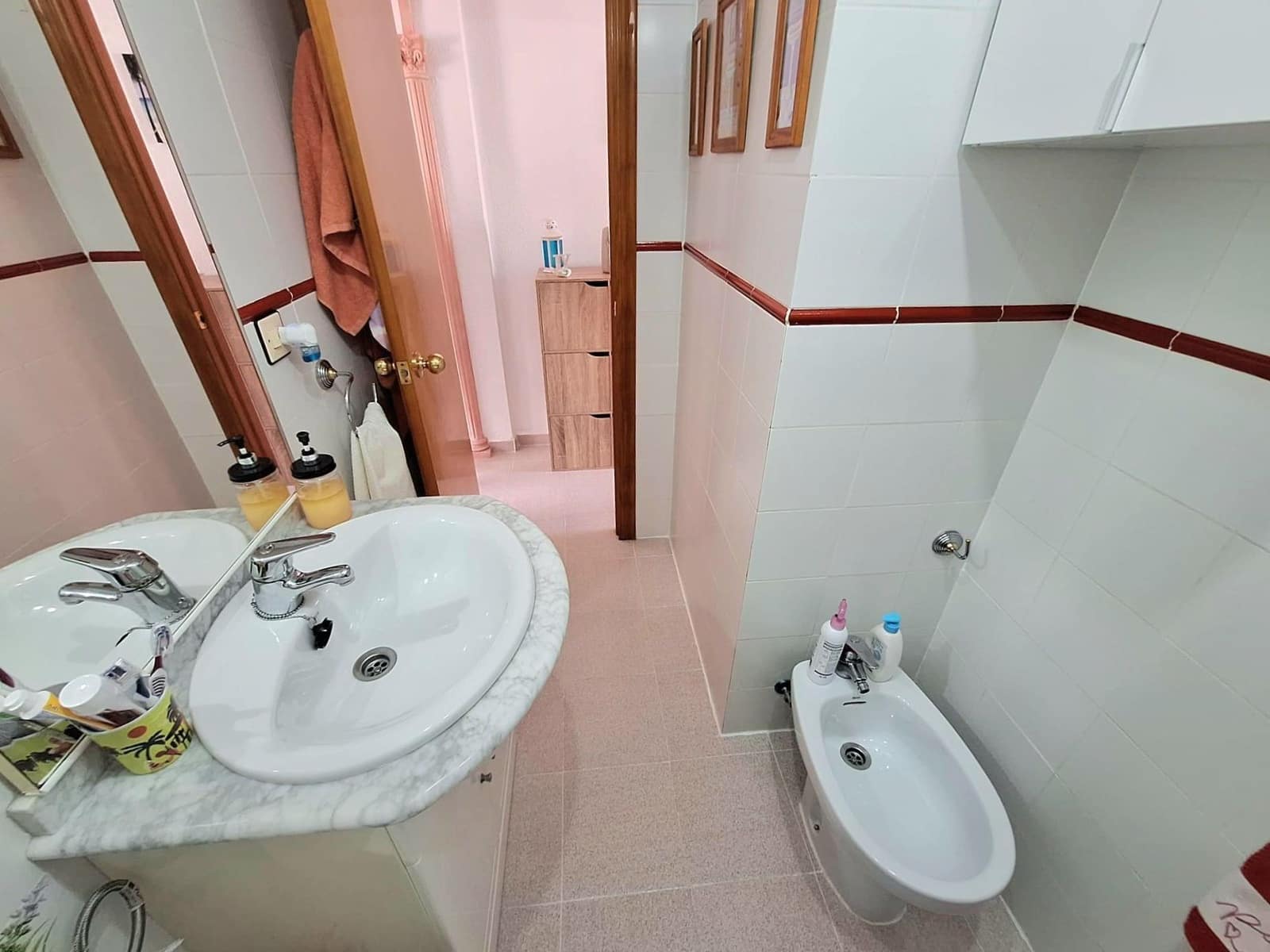 1 makuuhuone Huoneisto myytävänä paikassa Torrevieja mukana uima-altaan - 104 900 € (Ref: 10005035)