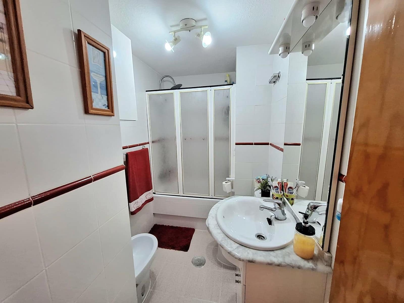 1 makuuhuone Huoneisto myytävänä paikassa Torrevieja mukana uima-altaan - 104 900 € (Ref: 10005035)
