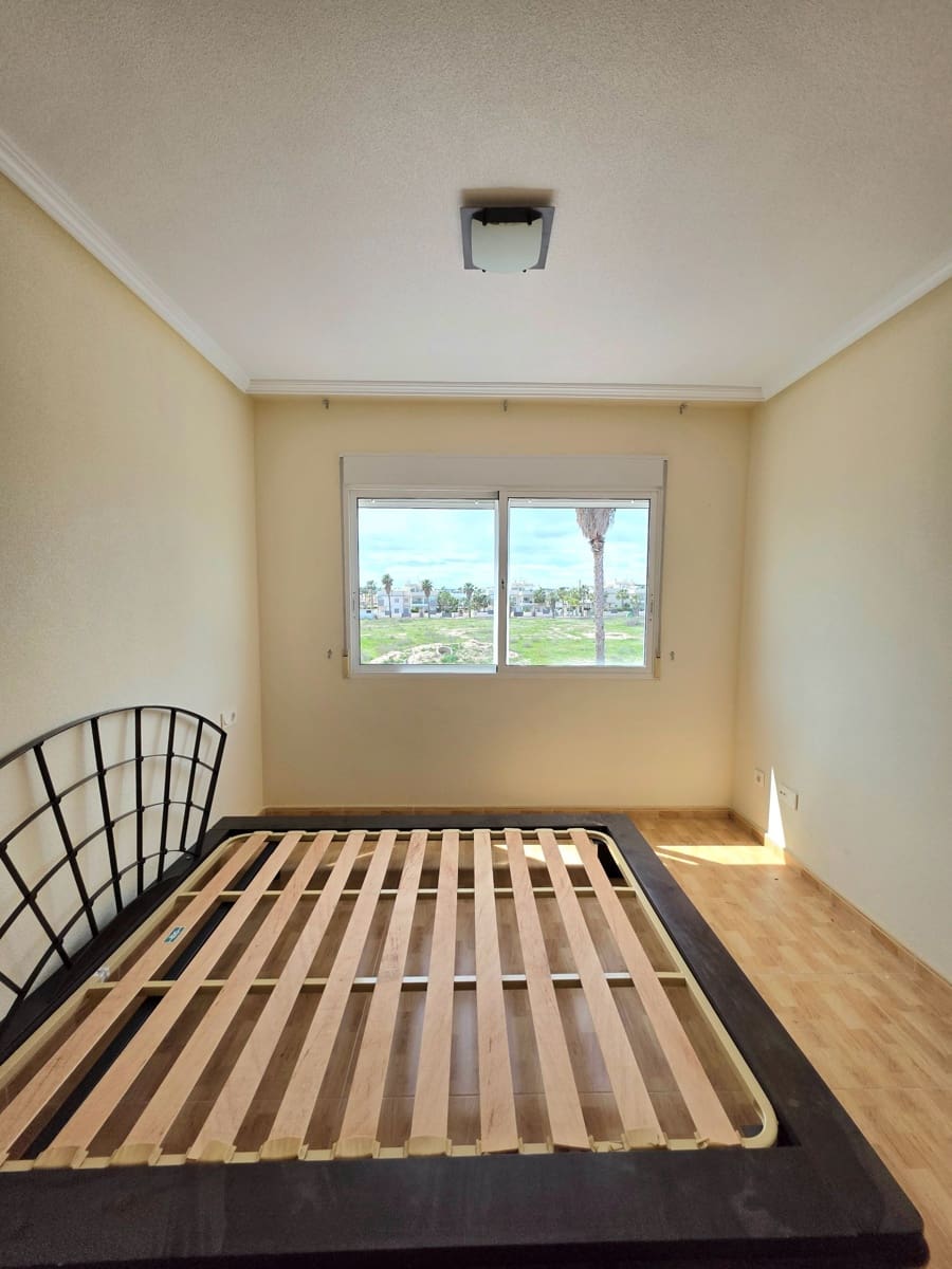 3 sypialnia Dom blizniak na sprzedaż w Ciudad Quesada z basenem garażem - 227 000 € (Ref: 10005036)