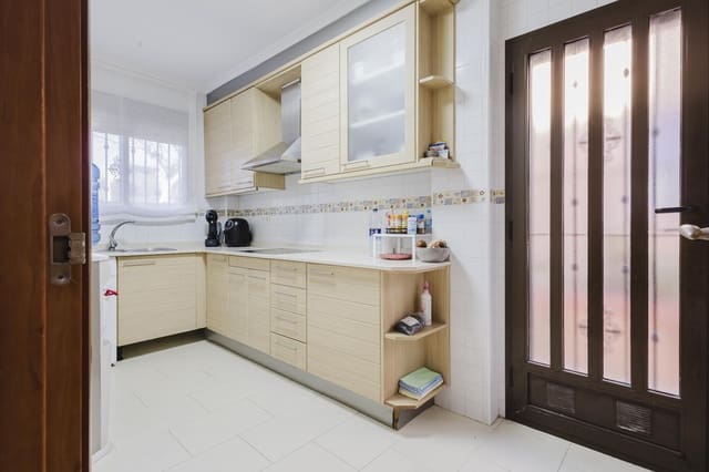 2 soveværelse Villa til salg i Parque Acuático - Sector 25, Torrevieja med swimmingpool garage - € 221.000 (Ref: 10005037)