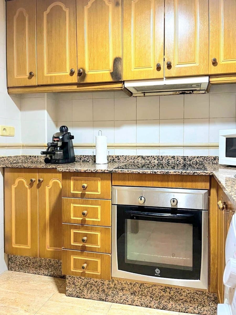 2 Zimmer Apartment zu verkaufen in Torrevieja mit Pool Garage - 159.900 € (Ref: 10005039)