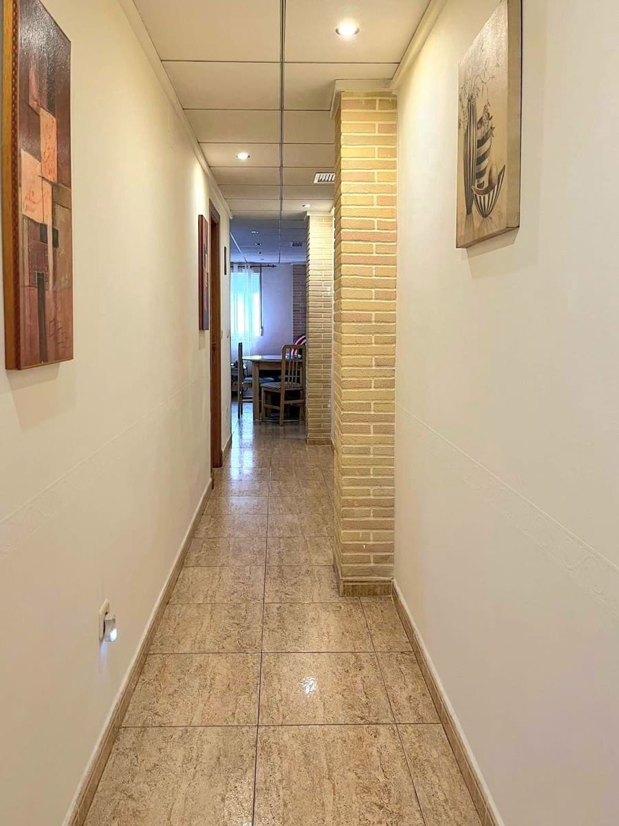 2 Zimmer Apartment zu verkaufen in Torrevieja mit Pool Garage - 159.900 € (Ref: 10005039)