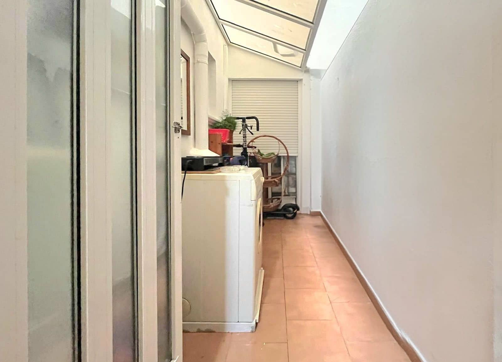 2 Zimmer Apartment zu verkaufen in Torrevieja mit Pool Garage - 159.900 € (Ref: 10005039)