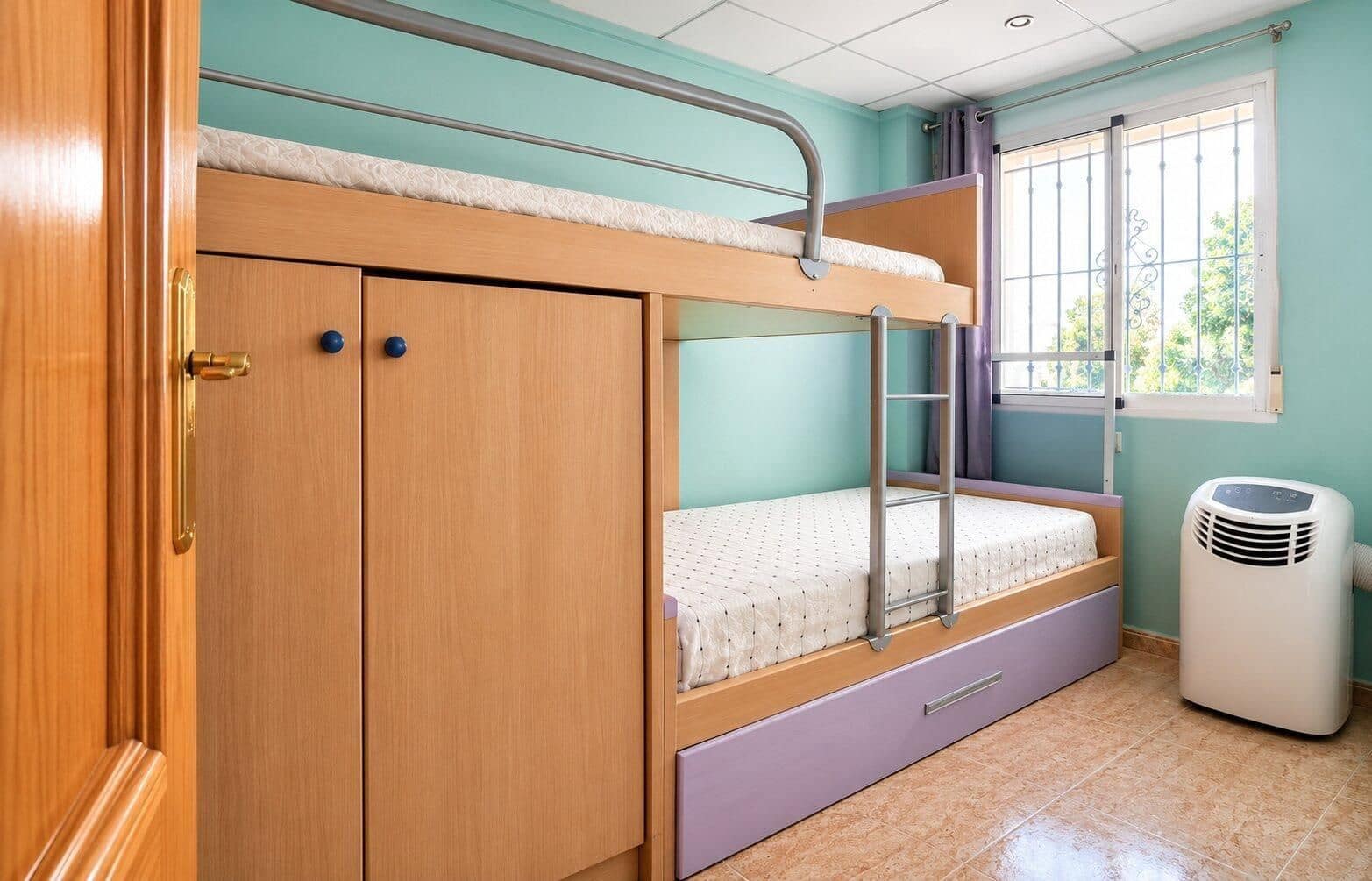 2 Zimmer Apartment zu verkaufen in Torrevieja mit Pool Garage - 159.900 € (Ref: 10005039)