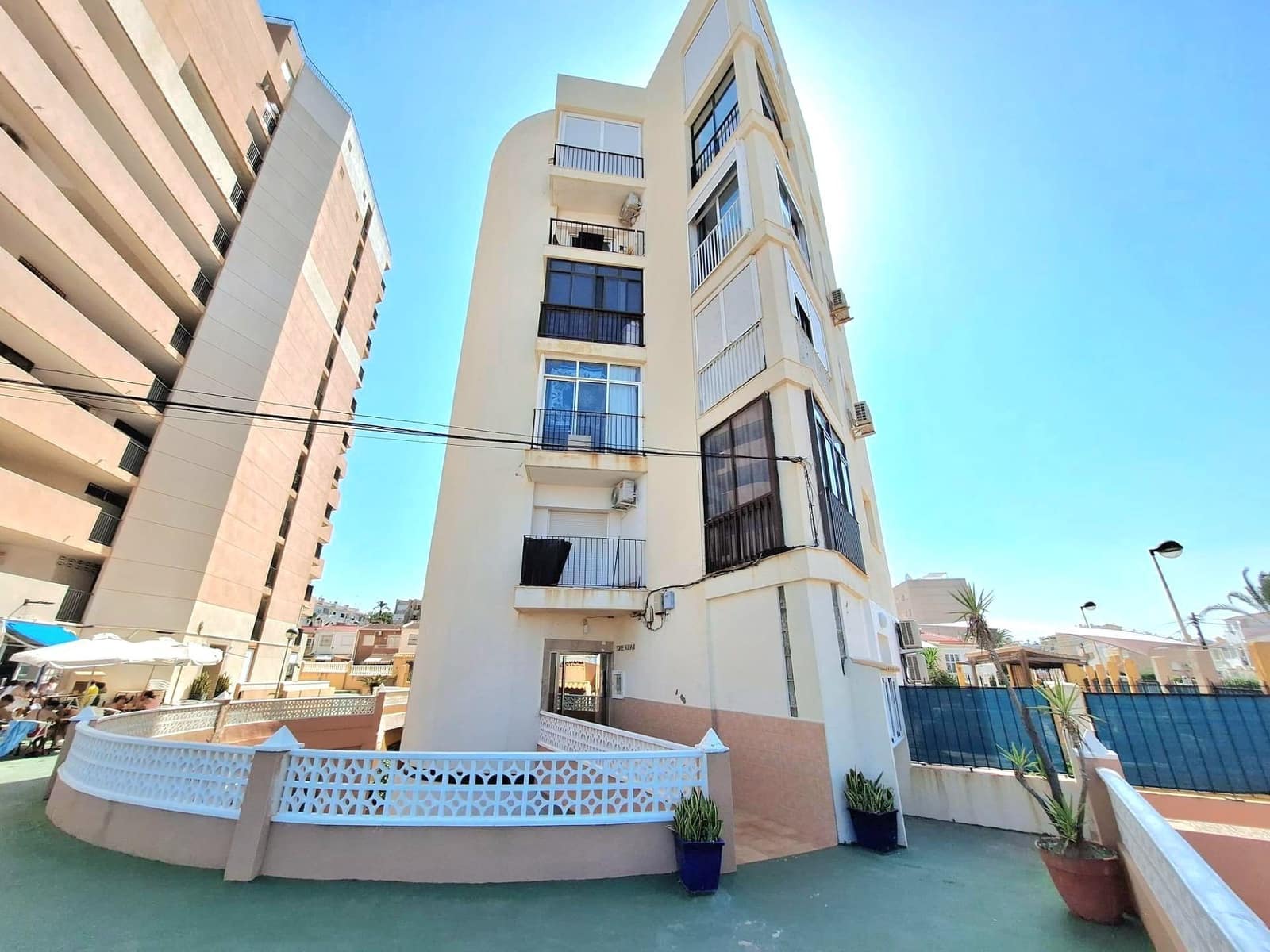 Studio for sale in Torrevieja - € 115,900 (Ref: 10005041)