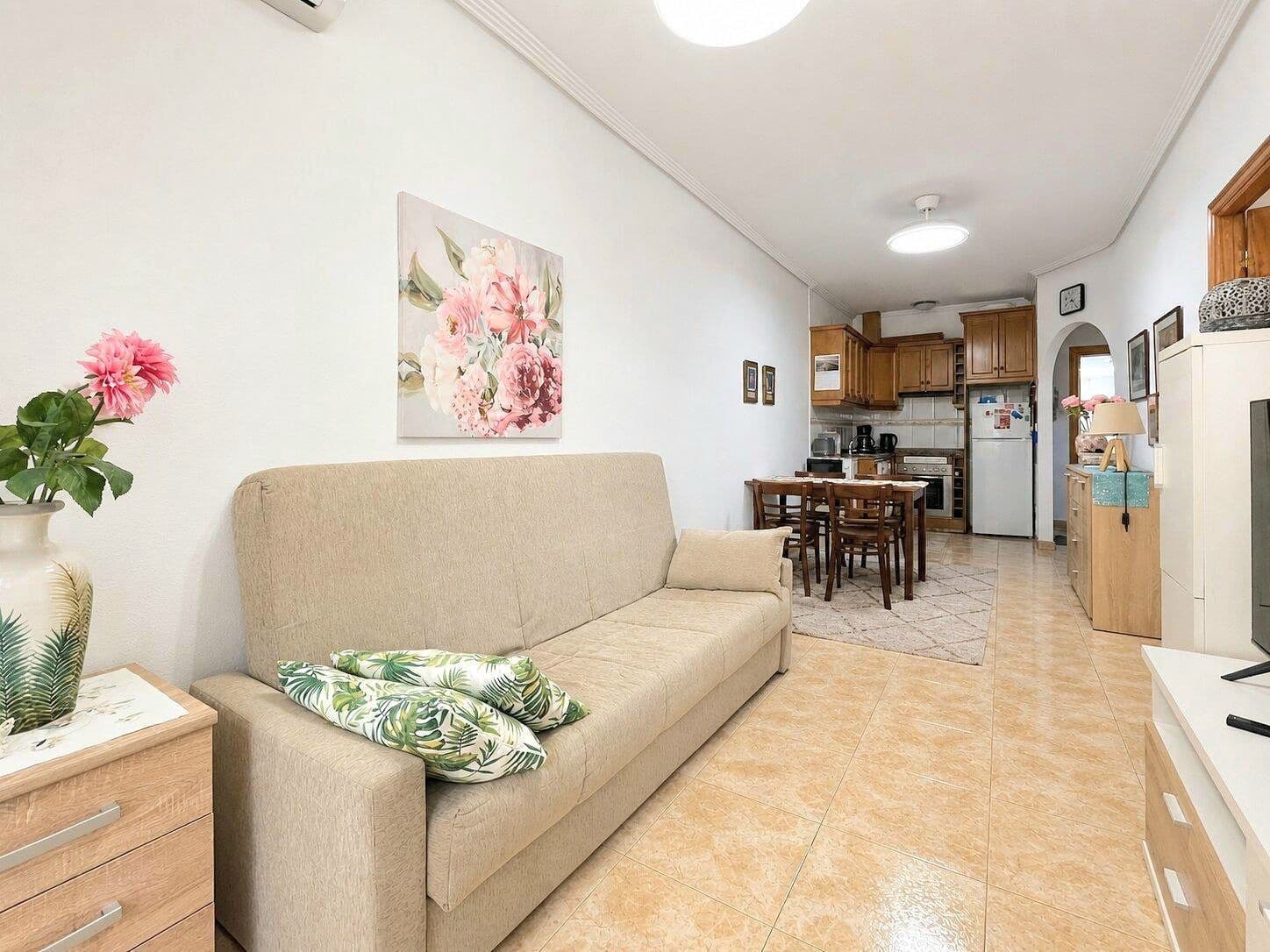 1 sovrum Lägenhet till salu i Torrevieja med pool garage - 122 900 € (Ref: 10005042)