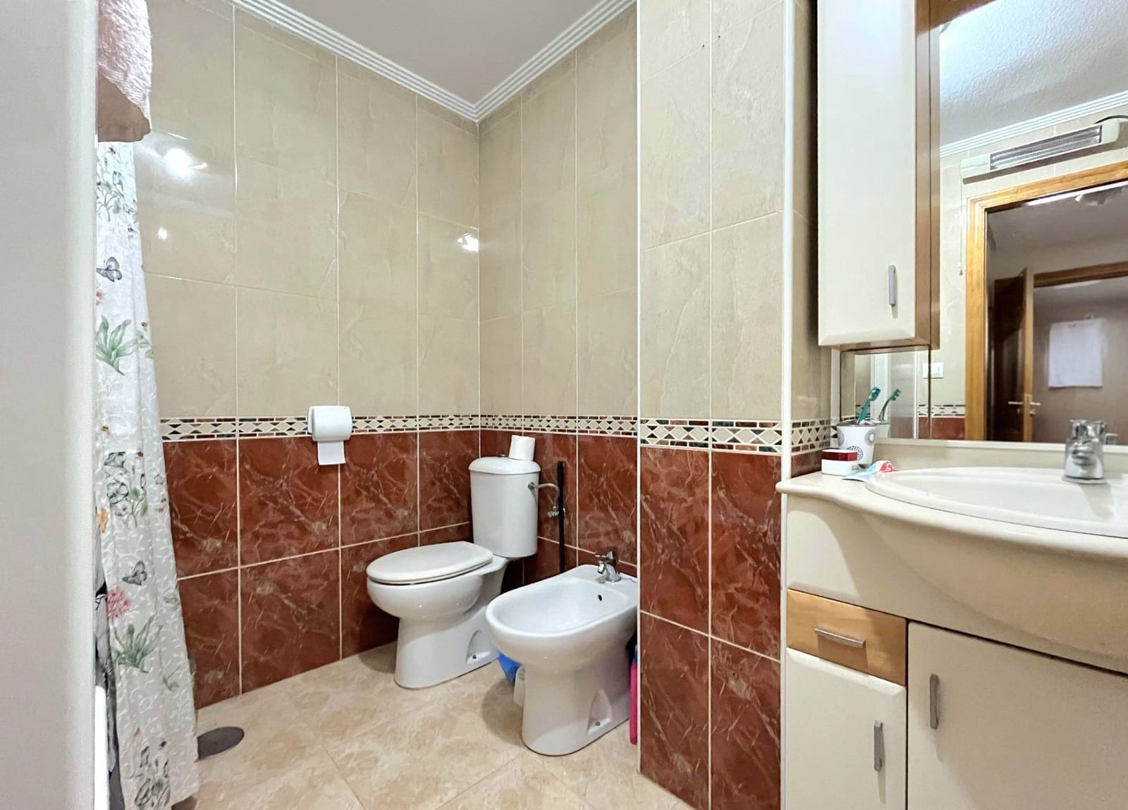 1 sovrum Lägenhet till salu i Torrevieja med pool garage - 122 900 € (Ref: 10005042)