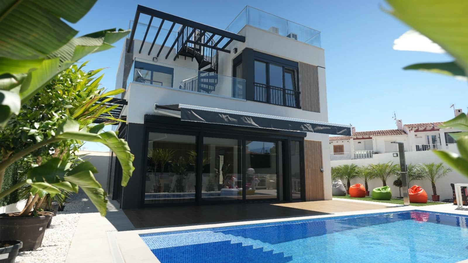 3 camera da letto Villa in vendita in La Nucia con piscina garage - 530.000 € (Rif: 10005045)