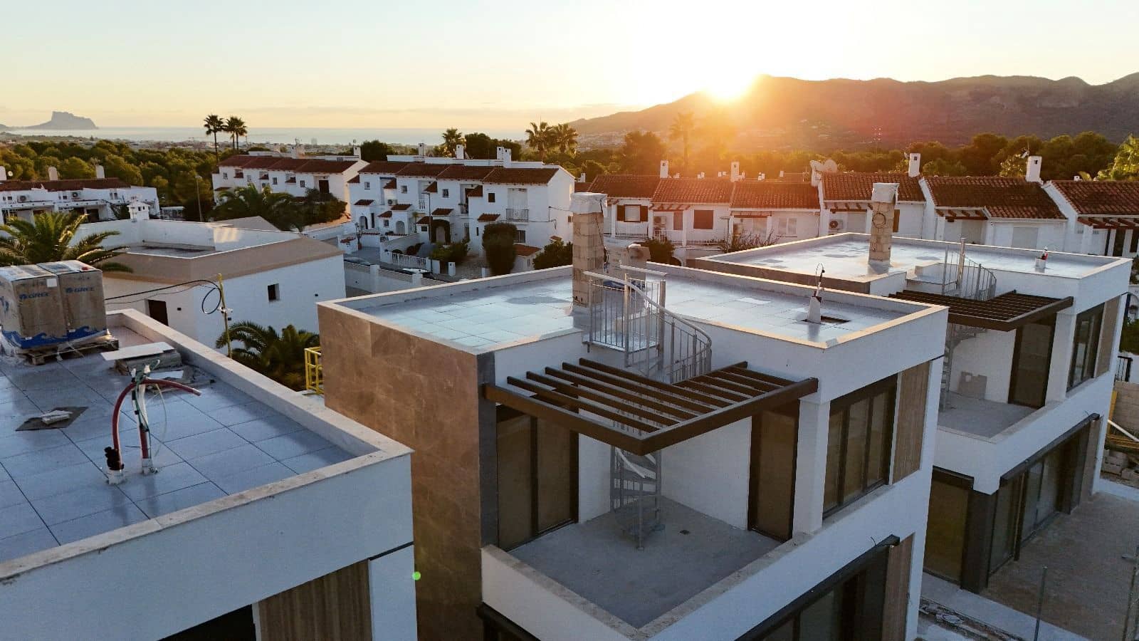 3 bedroom Villa for sale in La Nucia with pool garage - € 530,000 (Ref: 10005046)