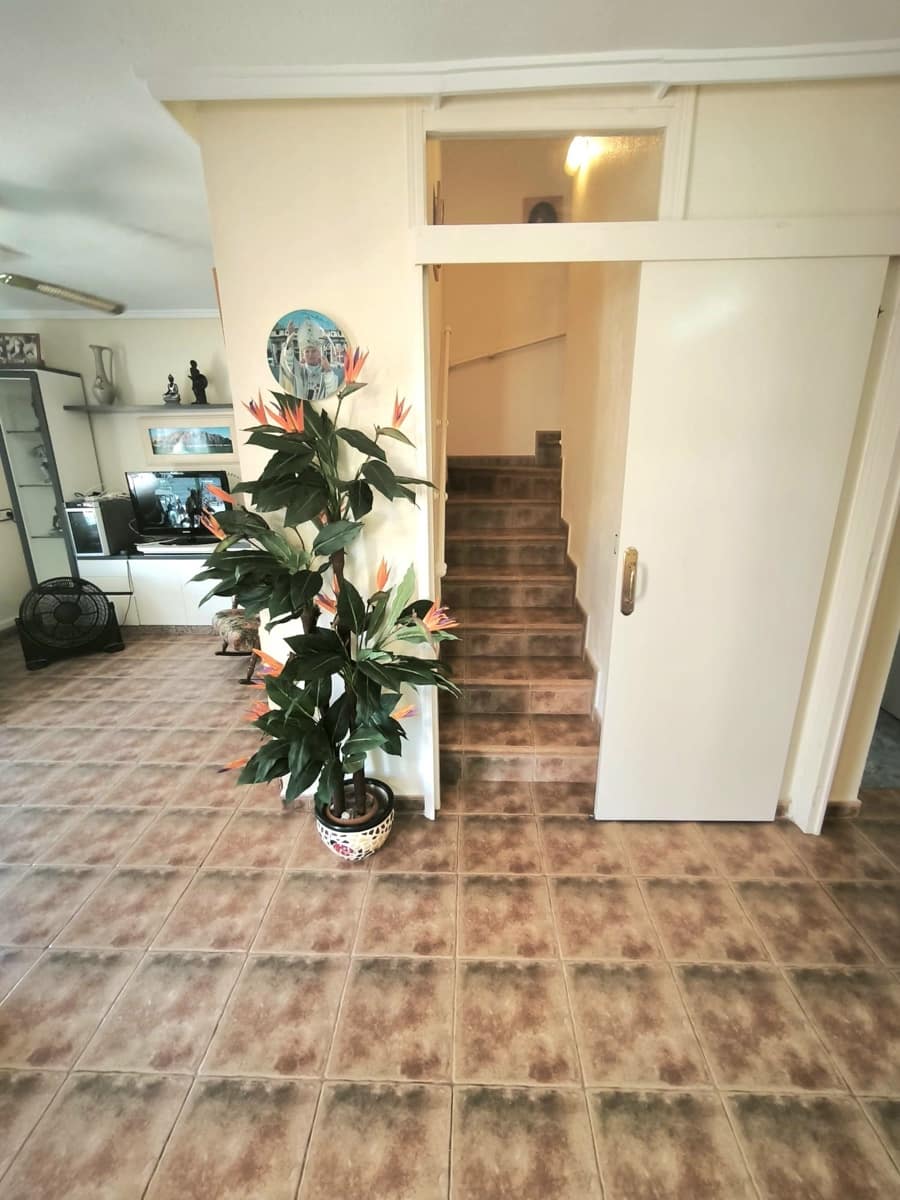 5 Zimmer Doppelhaus zu verkaufen in Torrevieja mit Pool Garage - 320.000 € (Ref: 10005047)