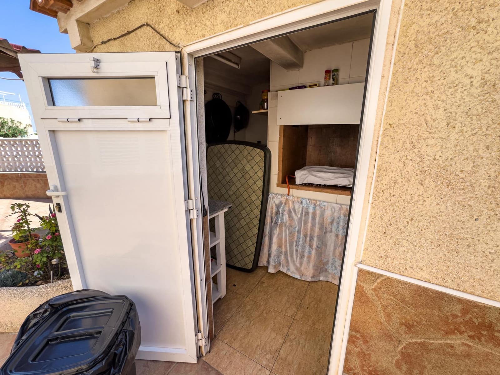 5 Zimmer Doppelhaus zu verkaufen in Torrevieja mit Pool Garage - 320.000 € (Ref: 10005047)